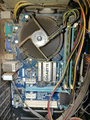 Desktop Computer Gigabyte GB-BNi5G4-1050Ti 4GB Intel Celeron SSD 128GB