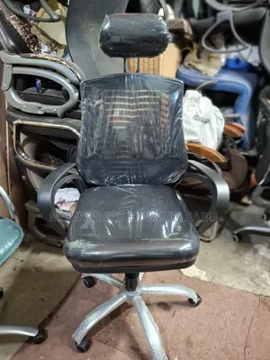 Headrest Chair