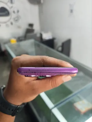 Motorola Edge 60 Pro 256 GB Purple