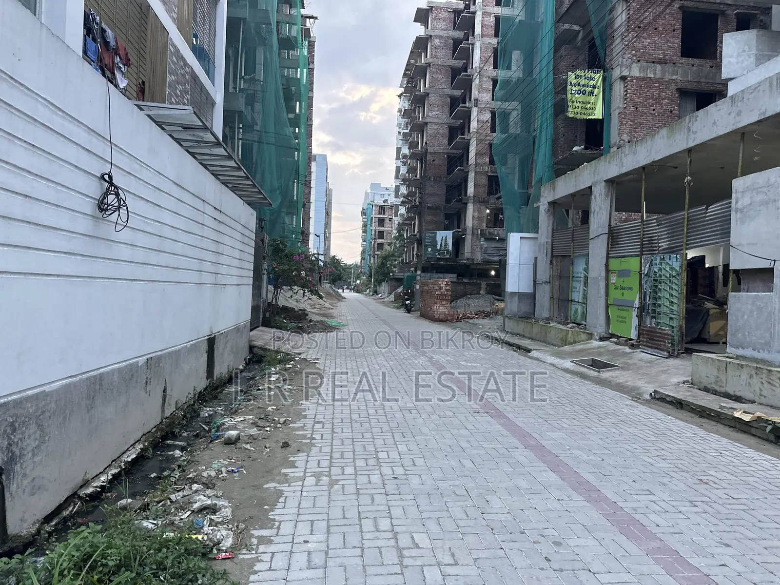 Block-I, 5-Katha, South-Face, Near Paypan School, Bashundhara R/A