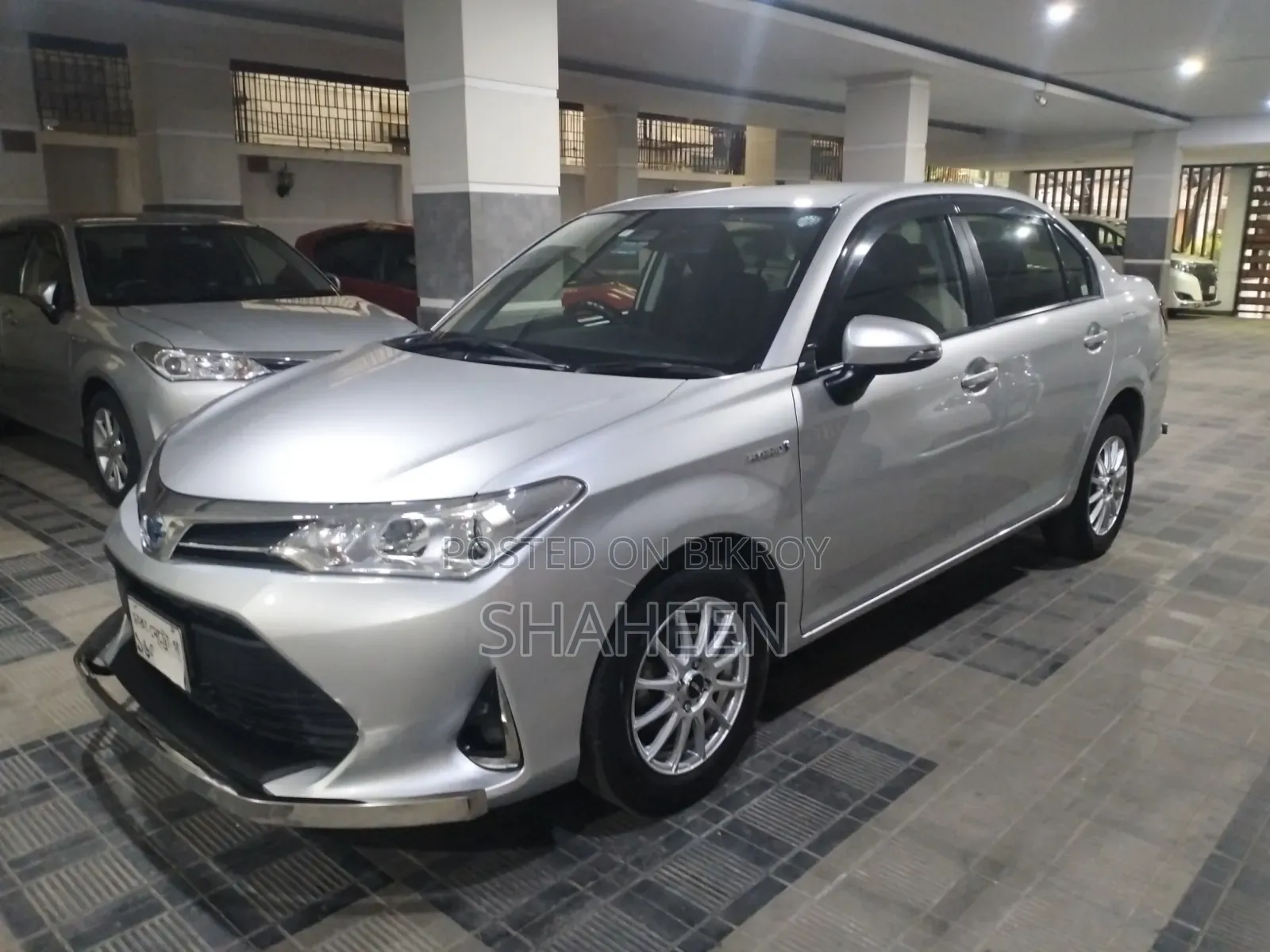 Toyota Axio 2018 Silver