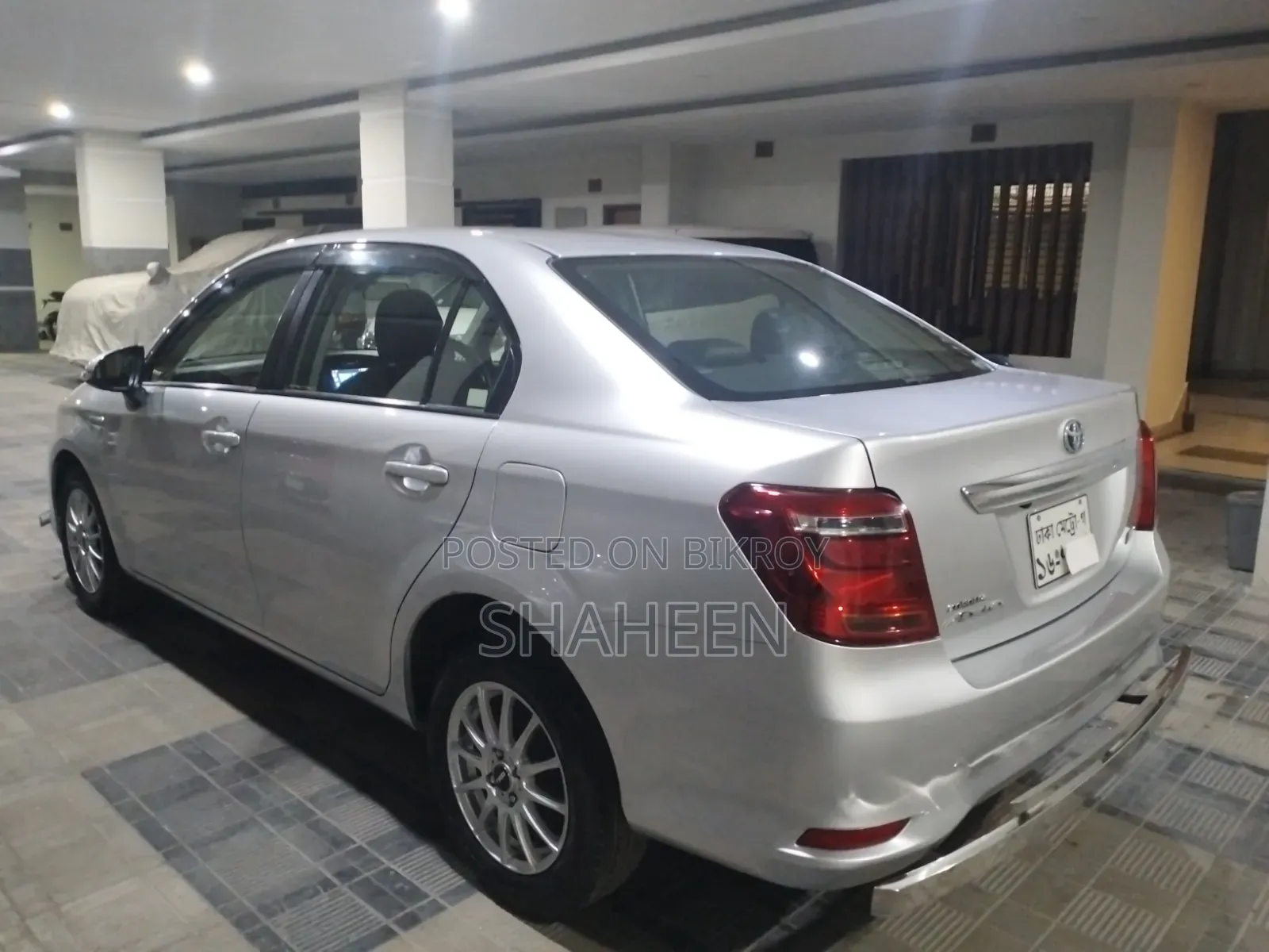 Toyota Axio 2018 Silver