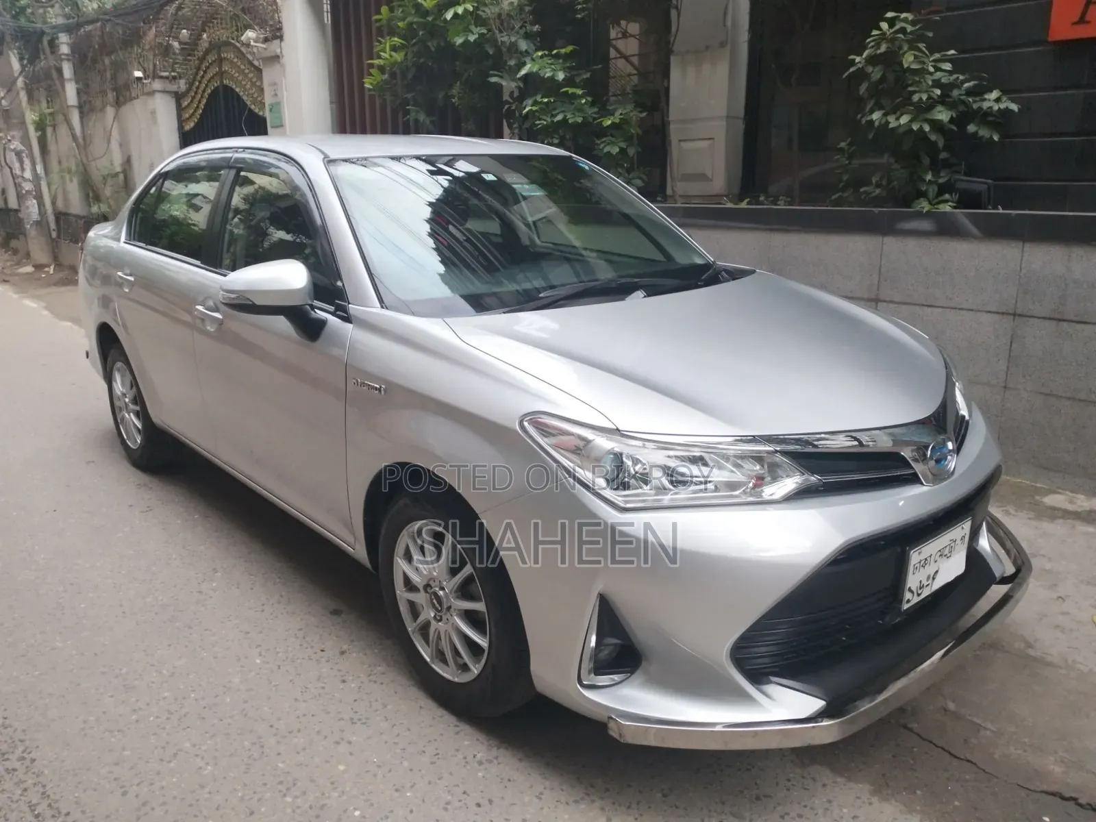 Toyota Axio 2018 Silver