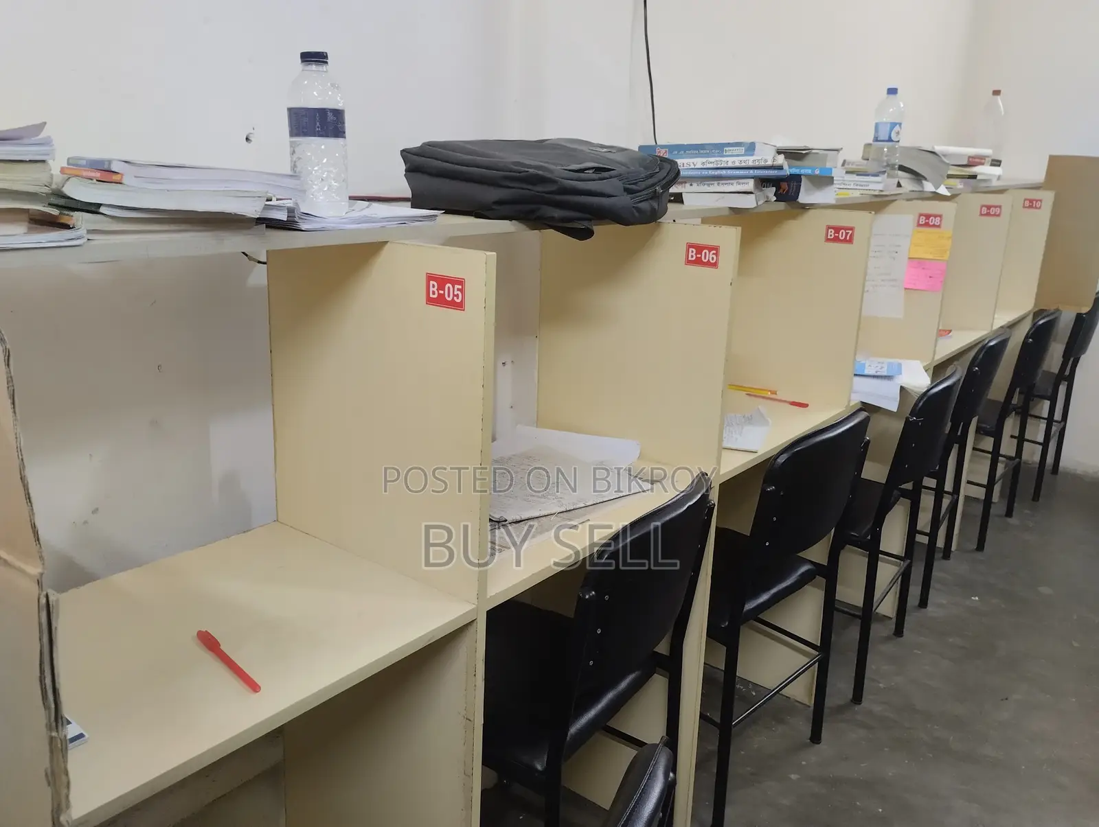 লাইব্রেরি ডেস্ক ৫৪
