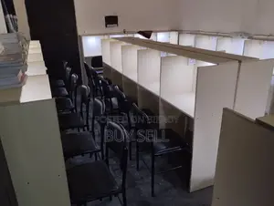 লাইব্রেরি ডেস্ক ৫৪