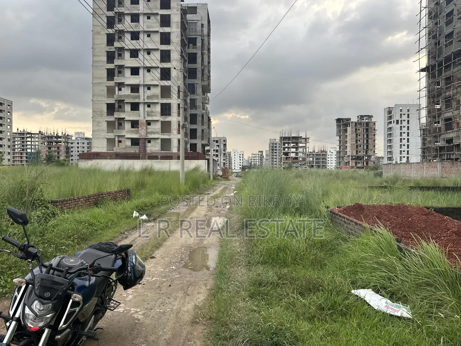 Block-M, 5-Katha, Ready Plot Urgent Sell for Bashundhara