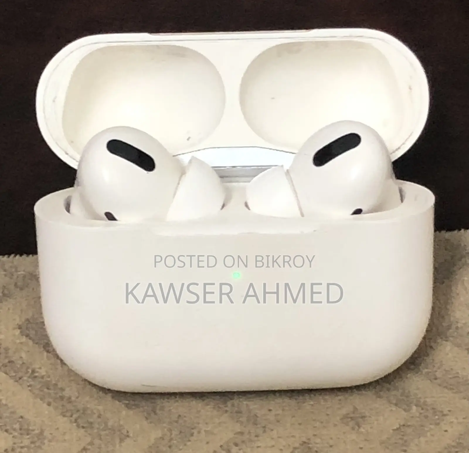 iPhone 16 Pro Max Headphone