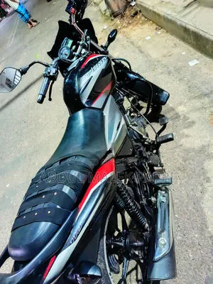 Bajaj Discover 110 2020 Black