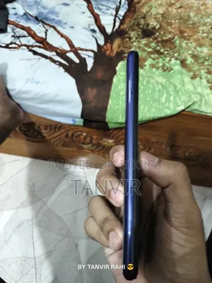 Samsung Galaxy M20 32 GB Blue