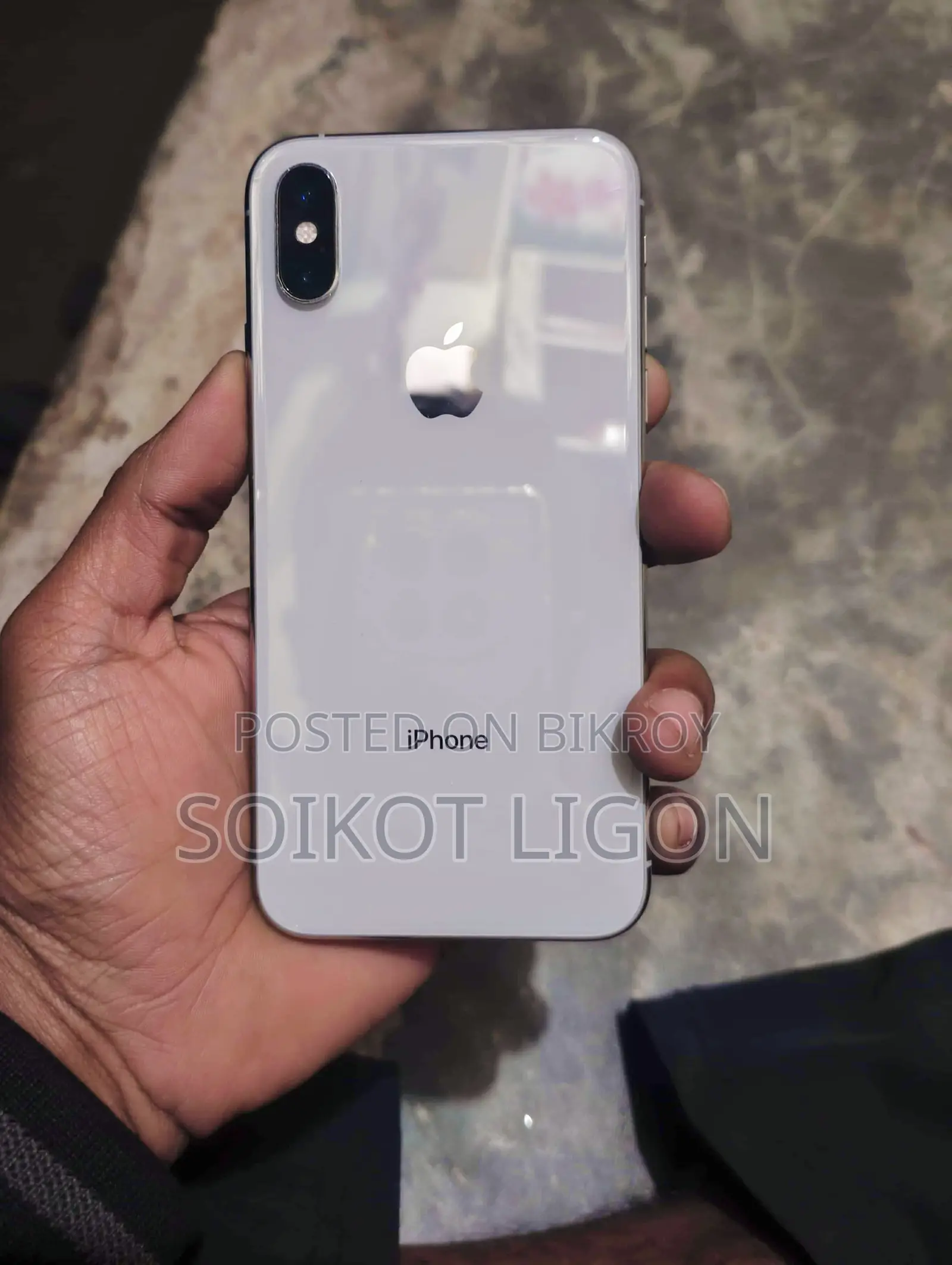 Apple iPhone XS 64 GB White
