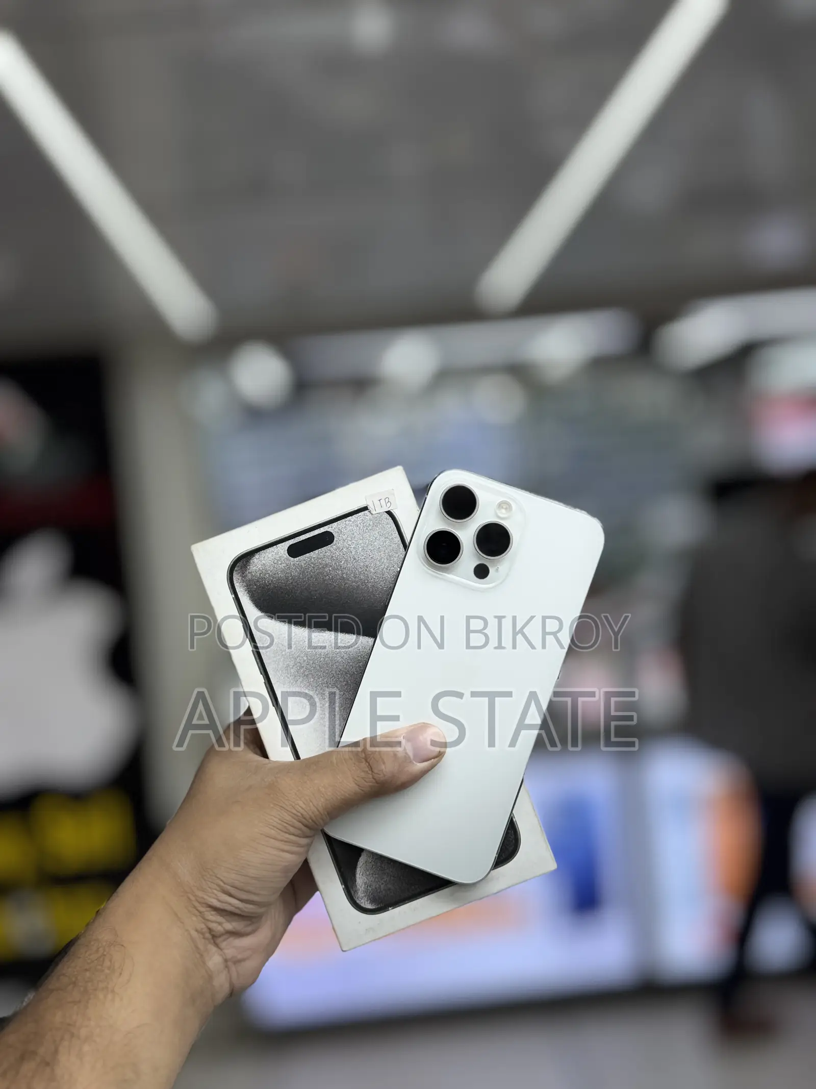 Apple iPhone 15 Pro Max 1 TB White