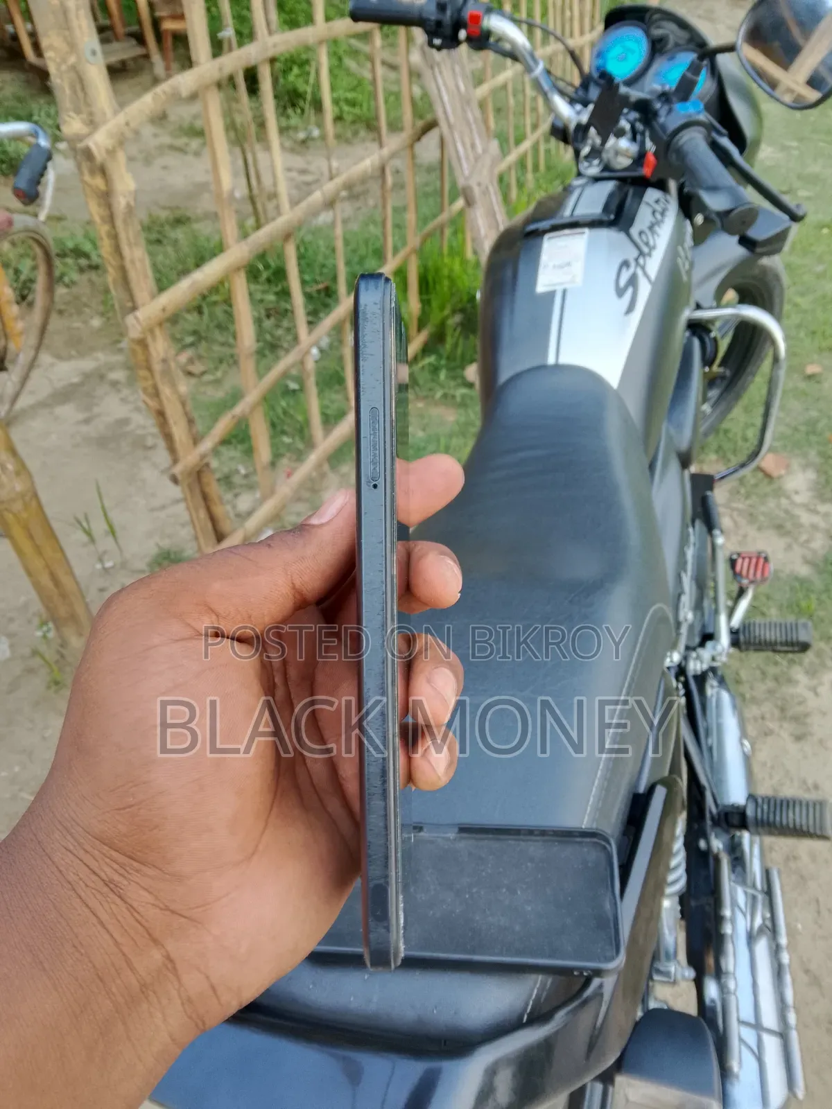 Realme 64 GB Black