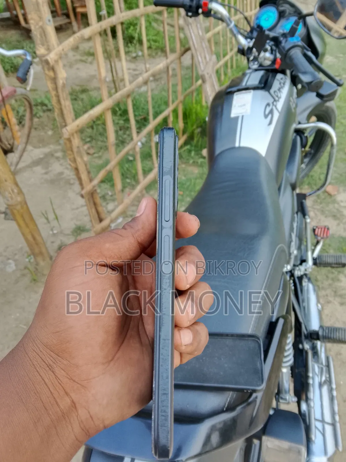 Realme 64 GB Black