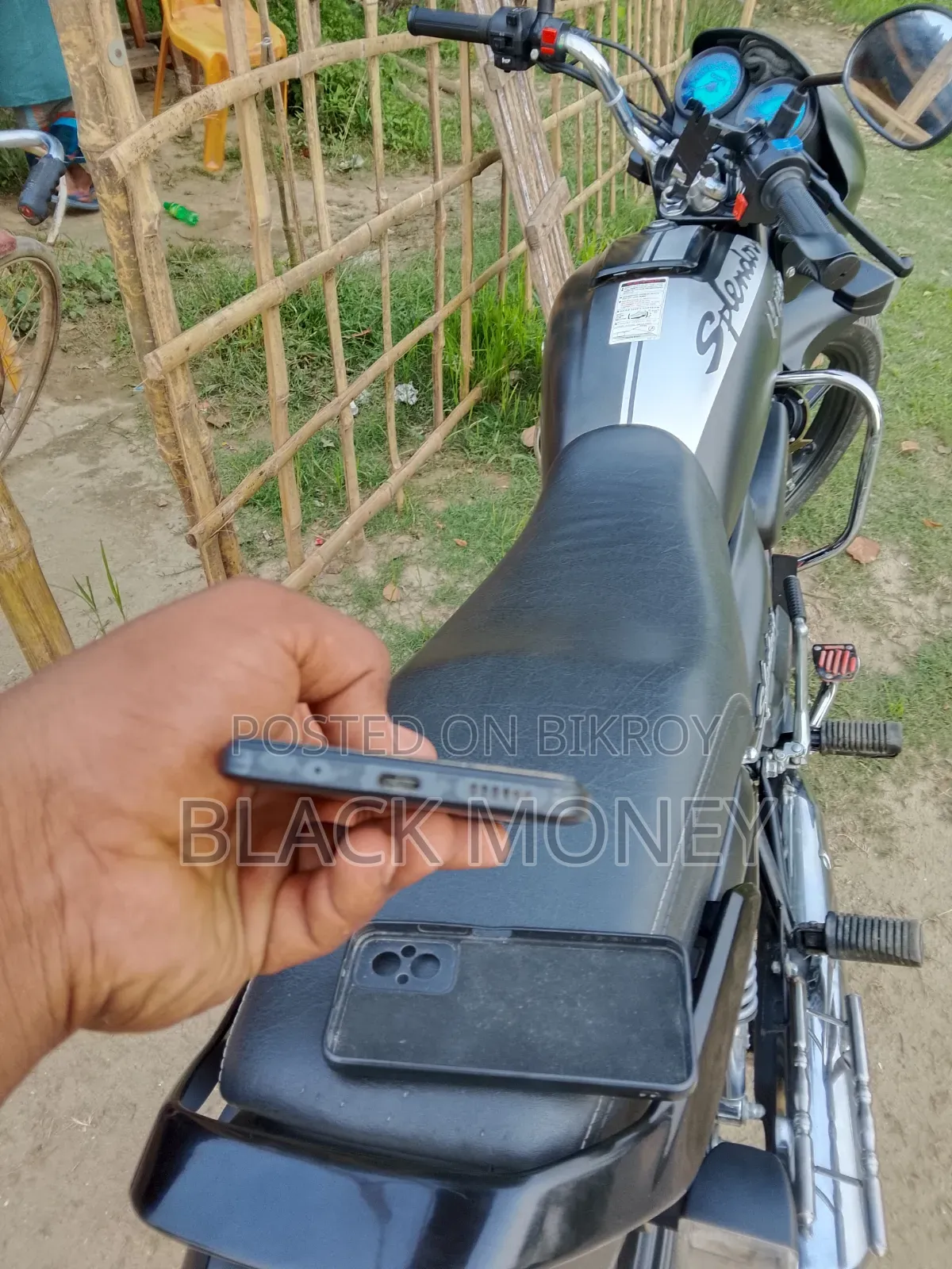 Realme 64 GB Black