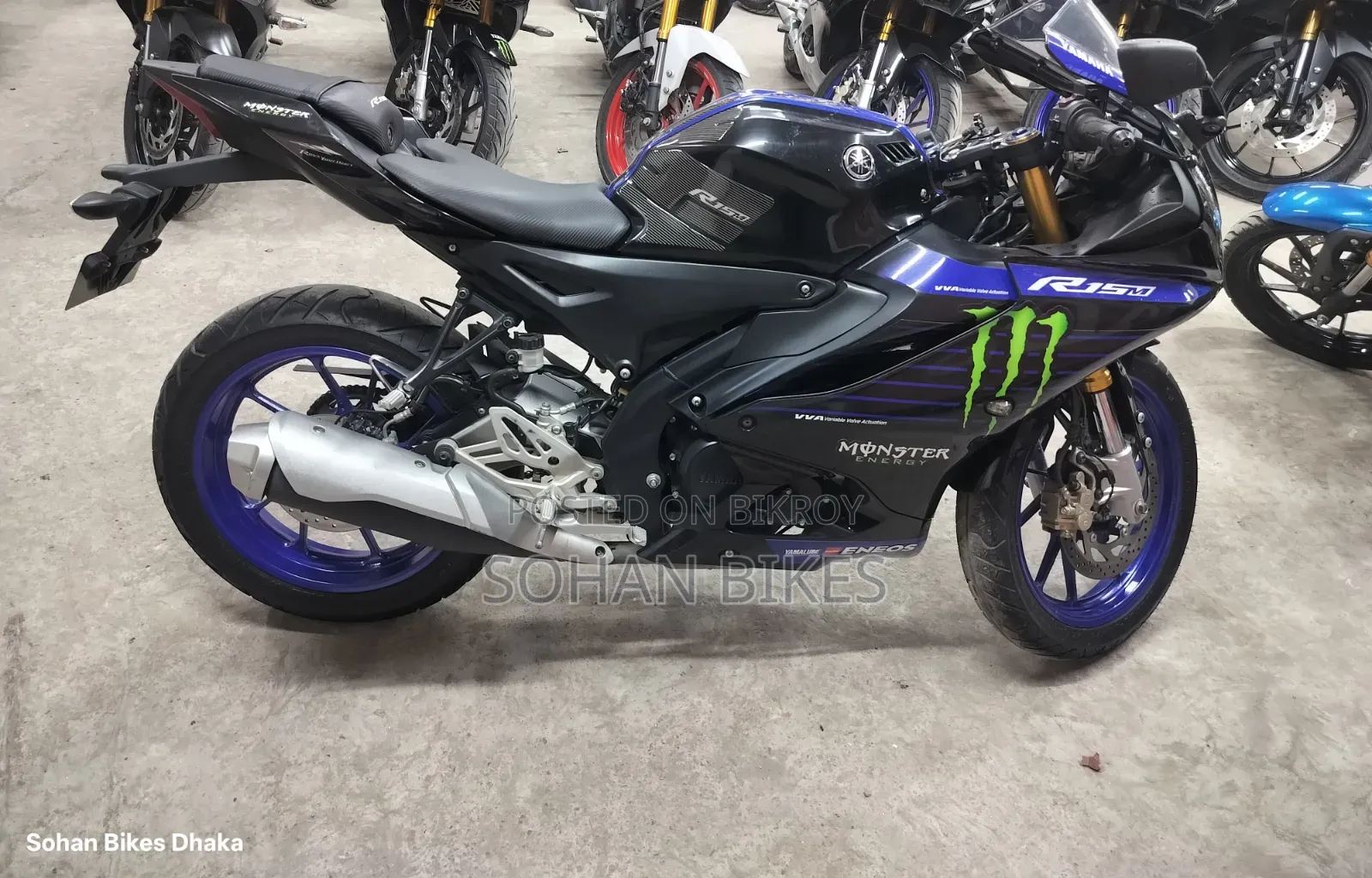 Yamaha R1 2023 Black