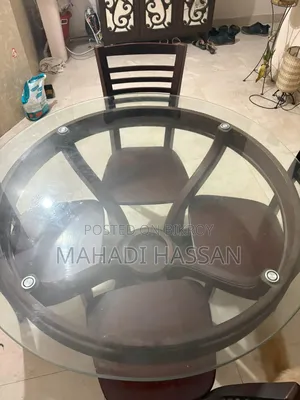 ৪ আসনের গোল ডাইনিং টেবিল