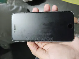 Apple iPhone 7 32 GB Black
