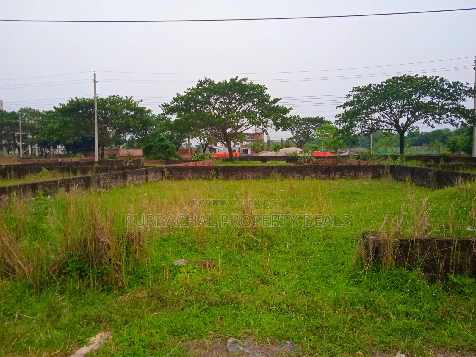 18 Katha Luxury Plot in Bashundhara Block N – Very close to 300-foot road