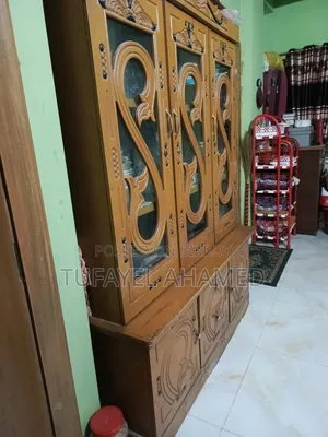 Wall Showcase