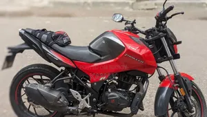 Hero Thriller 160R 2021 Red