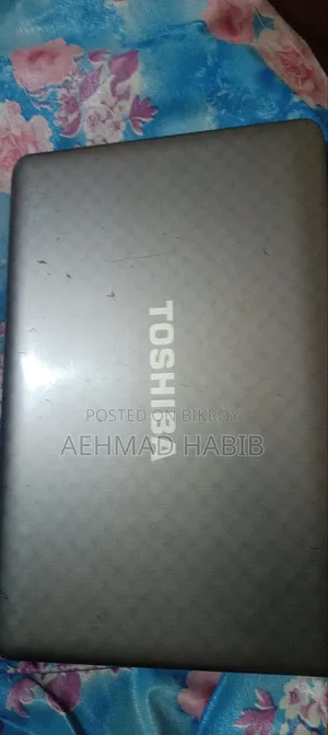 Laptop Toshiba Satellite C655 4GB Intel Core i5 HDD 16 GB