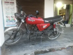 মোটরসাইকেল ২০১৮ রেড