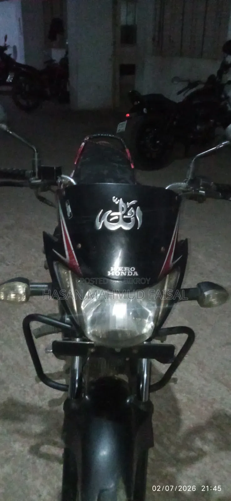 Hero Glamour 2010 Black