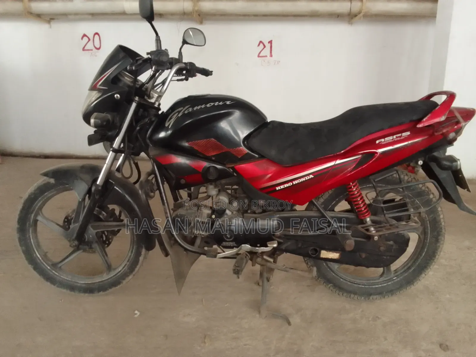 Hero Glamour 2010 Black