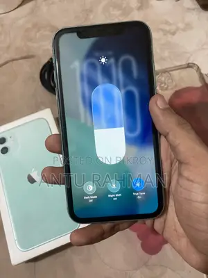 Apple iPhone 11 128 GB Green