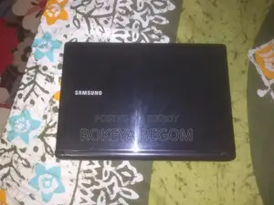 Laptop Samsung N150 2GB Intel Atom HDD 256GB