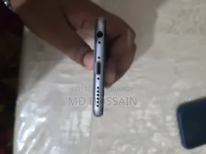 Apple iPhone 6s 64 GB White