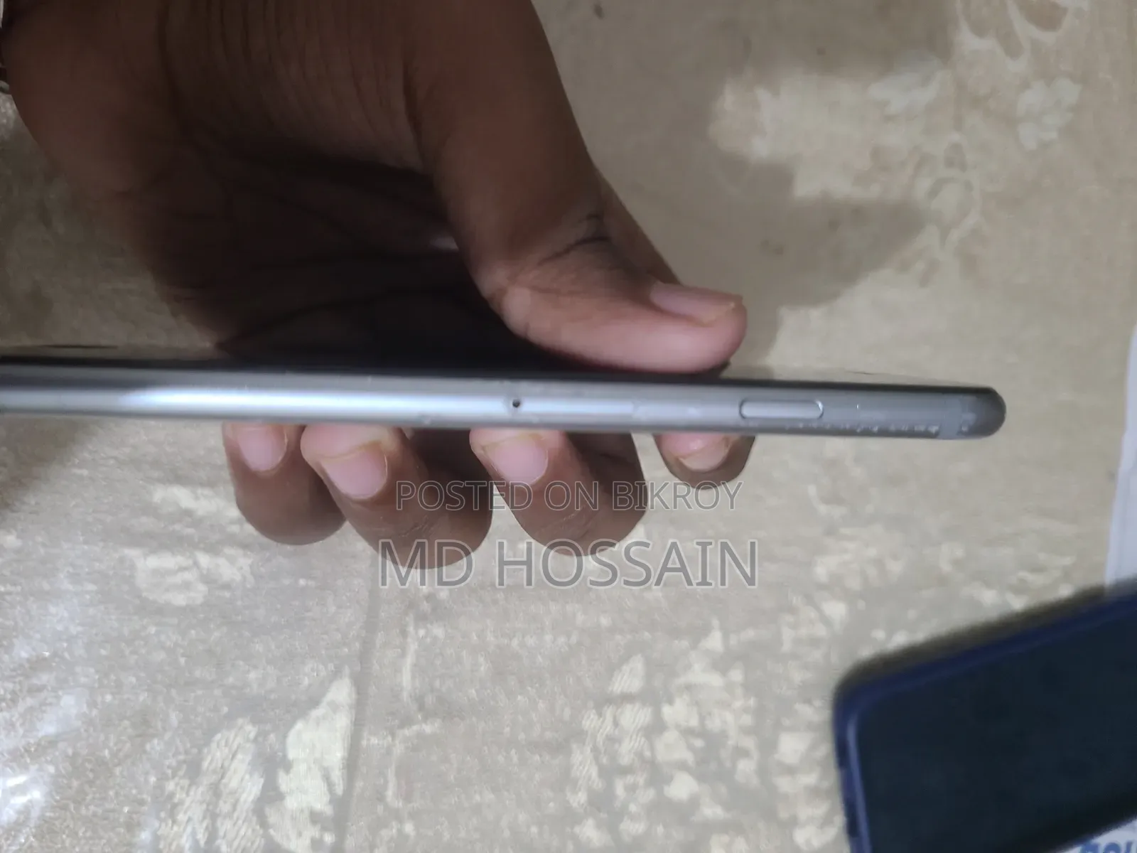 Apple iPhone 6s 64 GB White