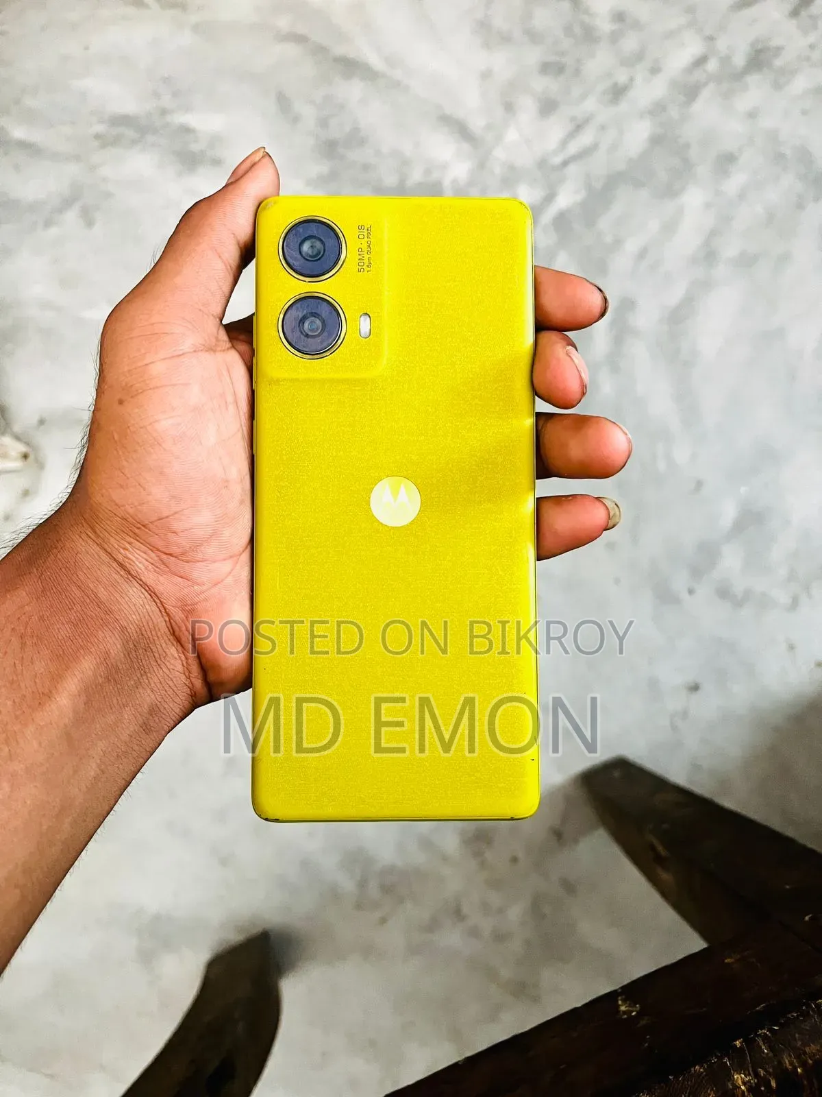 Motorola Moto G85 128 GB Yellow