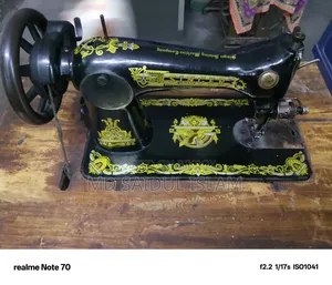 Singer Sewing Machine