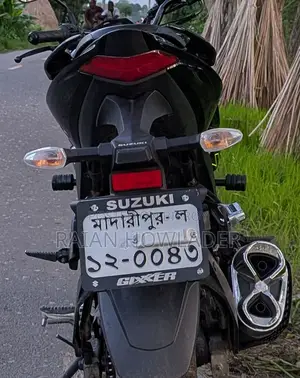 নতুন সুজুকি ২০২৪ কালো