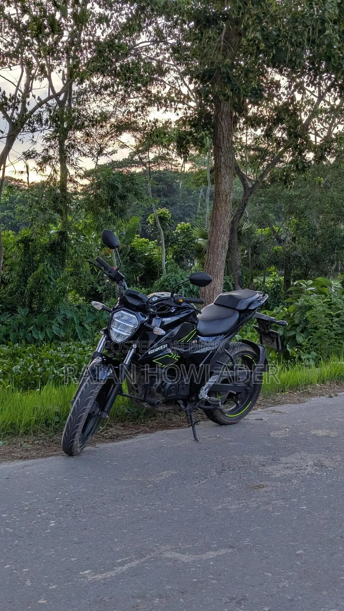 নতুন সুজুকি ২০২৪ কালো