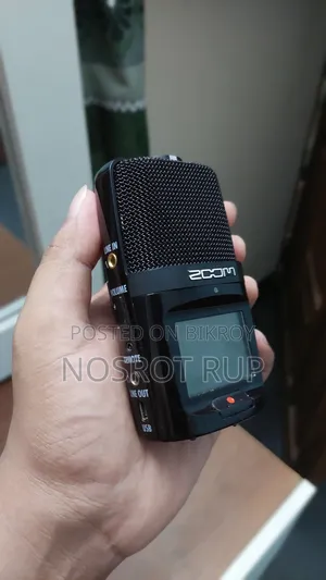 Zoom H2n Handy Recorder for YouTube Content, Music Recording, Podcast Mic