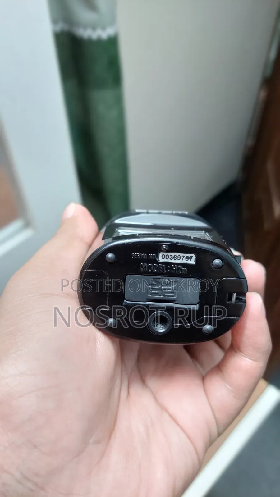 Zoom H2n Handy Recorder for YouTube Content, Music Recording, Podcast Mic
