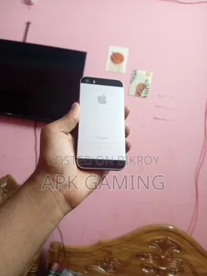 Apple iPhone 5s 64 GB Black