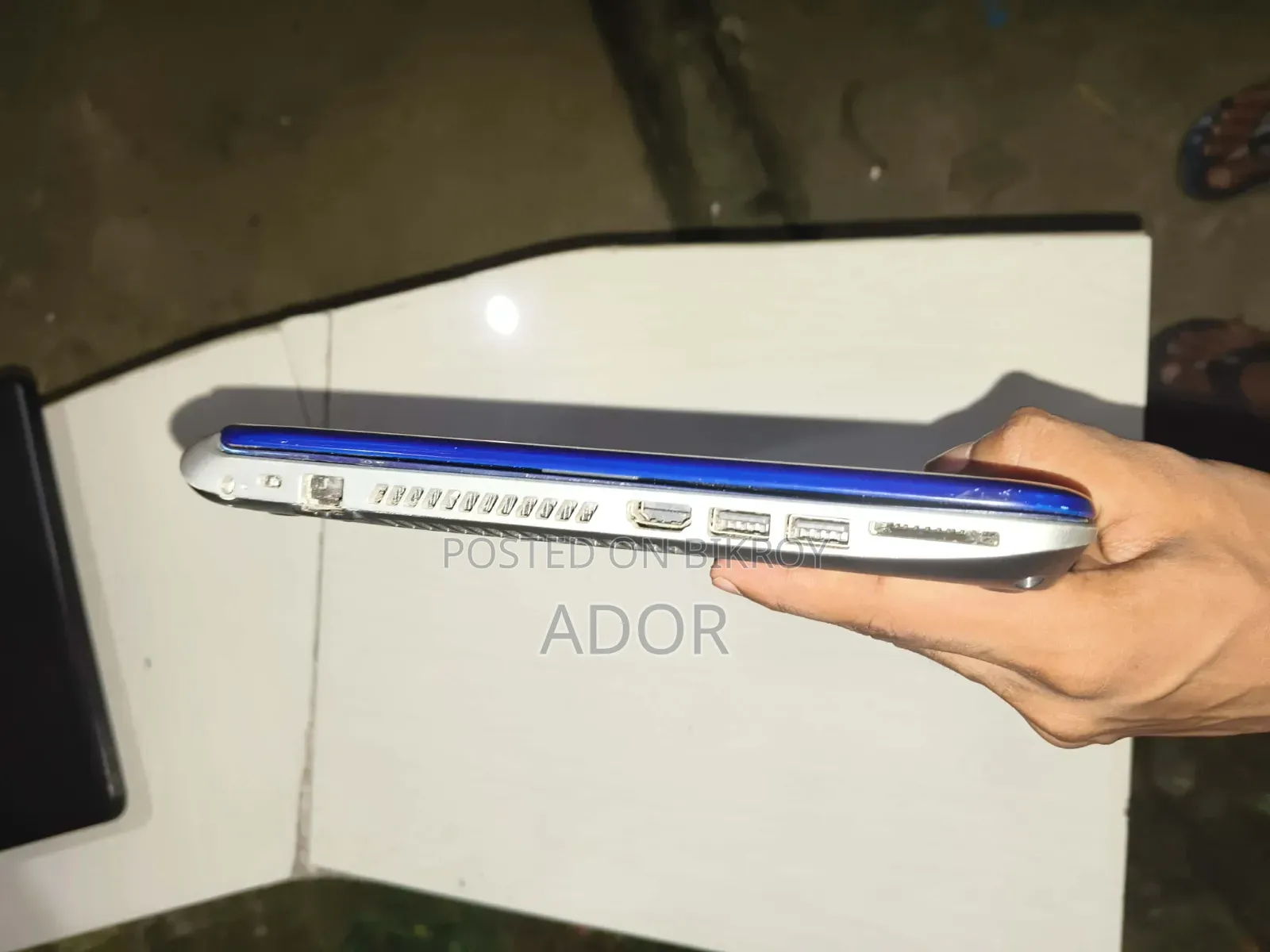 ল্যাপটপ এইচপি ১৫-রা০০৩এনআইএ ৪জিবি ইন্টেল কোর আই৭ এসএসডি ১টিবি