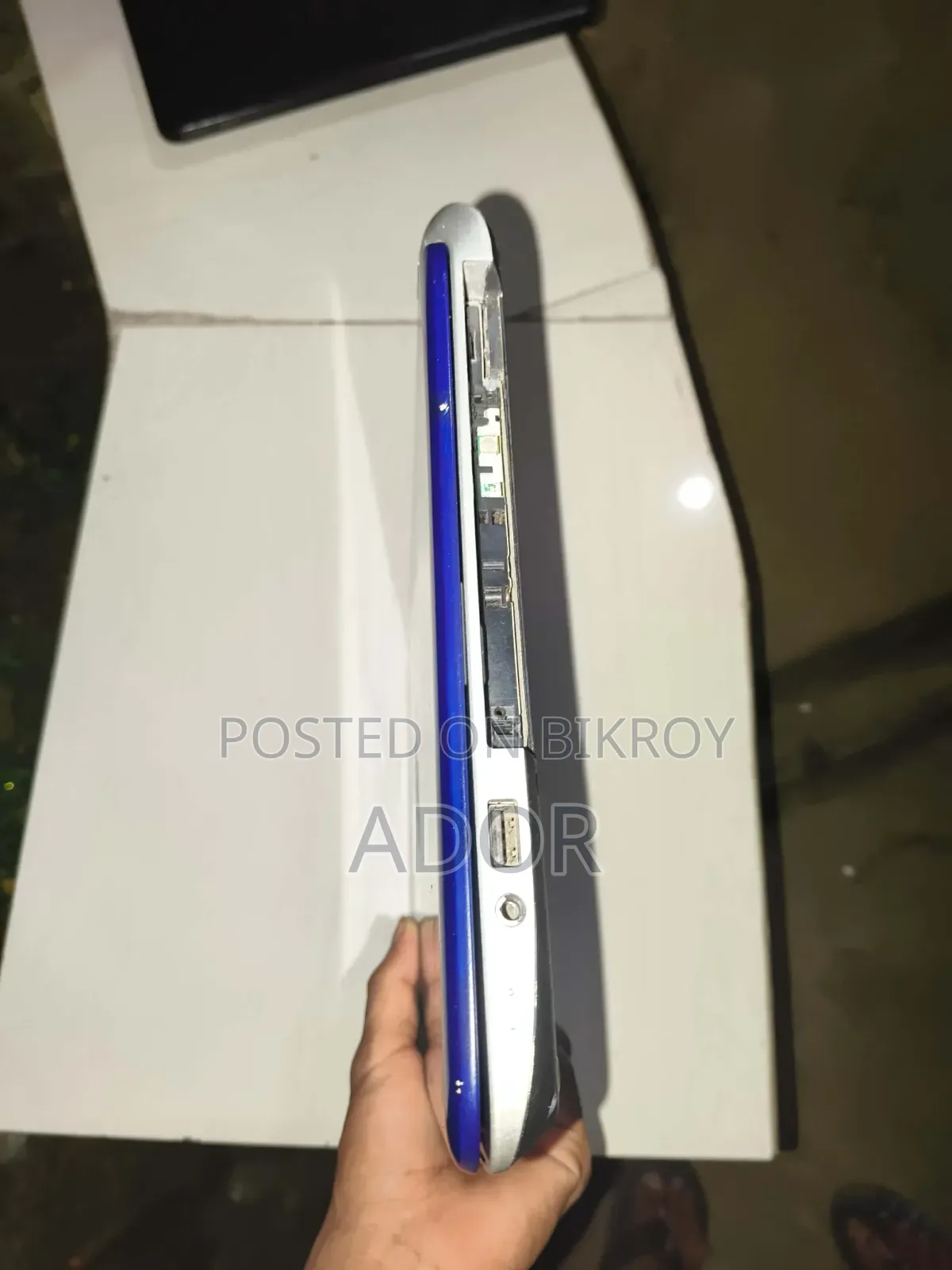 ল্যাপটপ এইচপি ১৫-রা০০৩এনআইএ ৪জিবি ইন্টেল কোর আই৭ এসএসডি ১টিবি