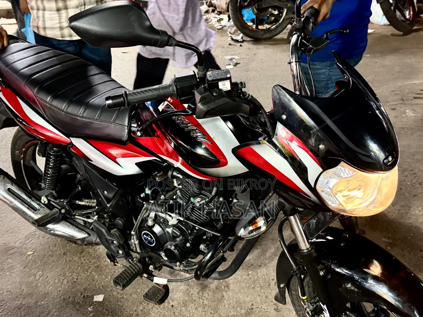 Bajaj Discover 125 2024 Black