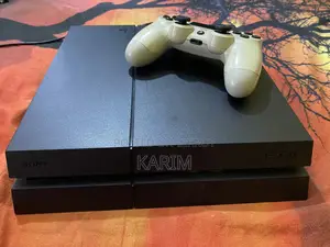 Play Station 4