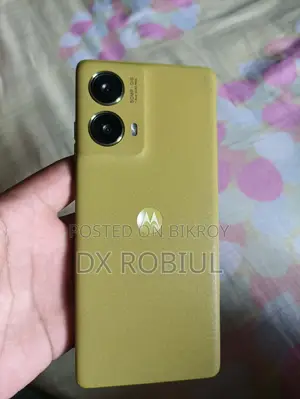Motorola Moto G85 128 GB Yellow