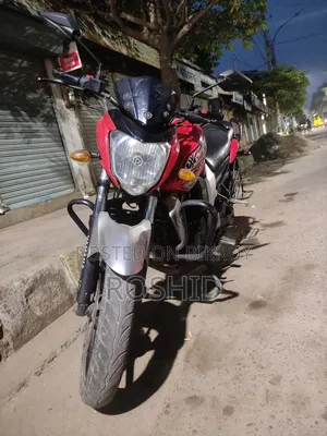 Yamaha FZ 2015 Red
