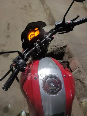 Yamaha FZ 2015 Red