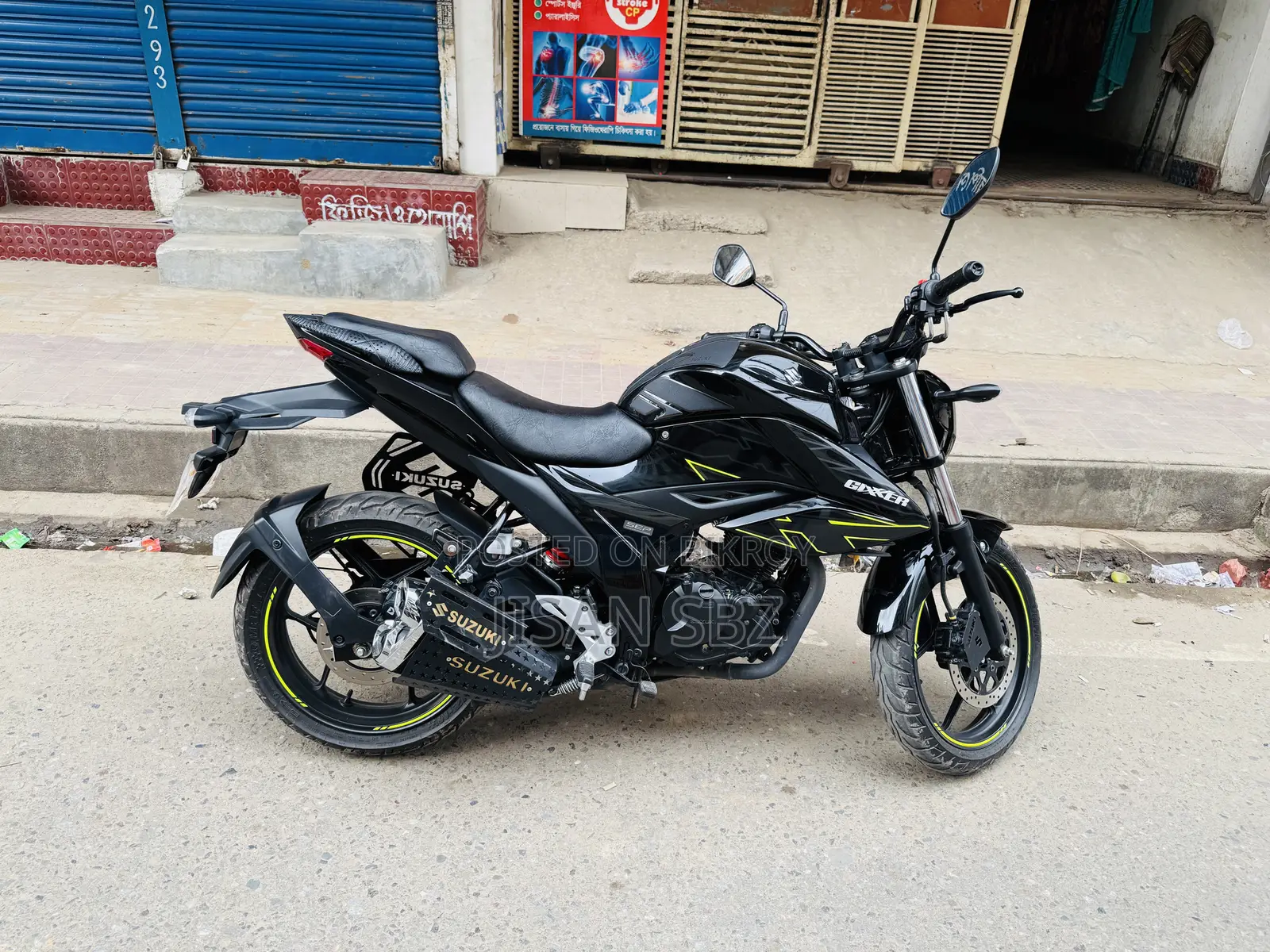 Suzuki 2025 Black