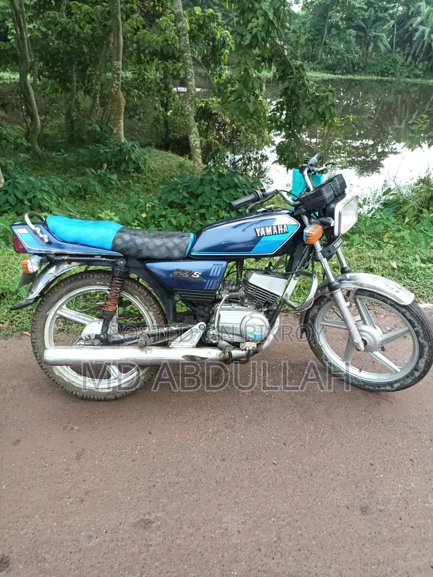 Yamaha 1998 Blue