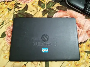 Laptop HP 15 4GB AMD HDD+SSD 512GB