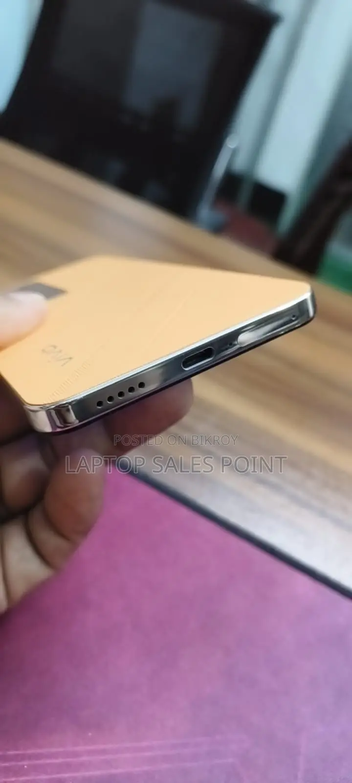 Vivo Y200e 128 GB Orange